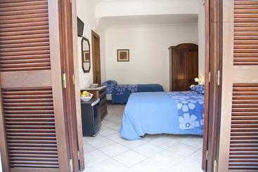 ベッドアンドブレックファースト Positanobb