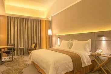 בית מלון כפרי The Summit