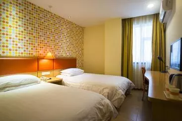 ホテル Home Inn Kunming Beichen Avenue