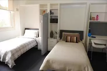 Hotel Yarra House Campus Summer Stays