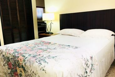 Hotel Vistalmar Ocean Suites Brand New Renovated 1bdr  Ocean View  Infinity Pool  Mini Beach  Full Kit