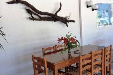 Жильё для туристов Likourgos Beach