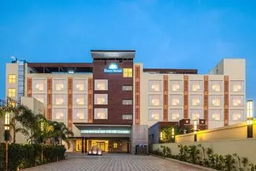 Days Hotel Chennai Omr