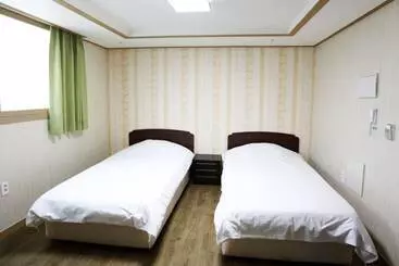 Hotel Olle Tourist