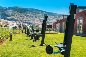 ホテル Pestana Cr7 Funchal