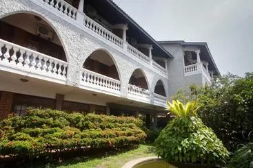 Hotel Yoho Ivory Inn
