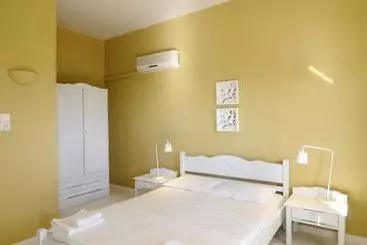 Apartament Kymothoi Rooms & Pool Bar