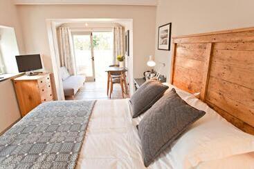 ベッドアンドブレックファースト Grove Park