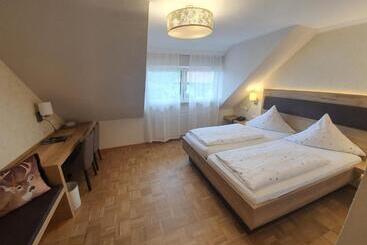 Hotel & Restaurant Am Obstgarten