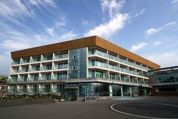 Majatalo Amoureux Resort