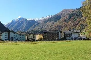 Nueva !!! Apartamento Elisa En Kaprun Nuevo !!!