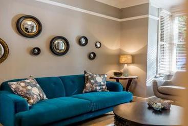 شقق خاصة سياحية Beech House Guest House