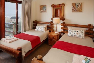 شقة First Group Kowie River Chalets