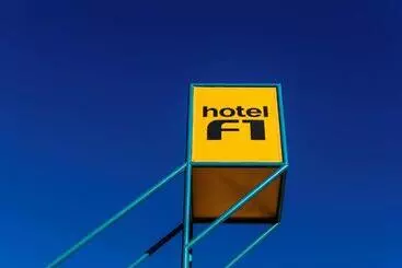 Hotel F1 Laval