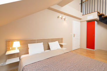 Picasso Apartments Prague