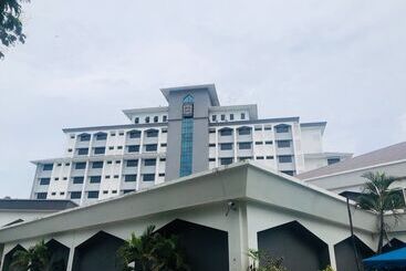 Raia Hotel Kota Kinabalu