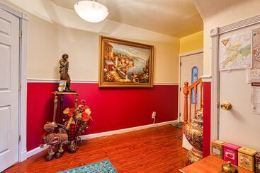 Mountain Treasure Bed And Breakfast