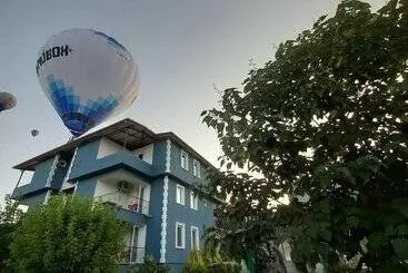 Hotel Paradise House