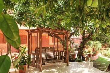 هتل Pousada Galeria Artes