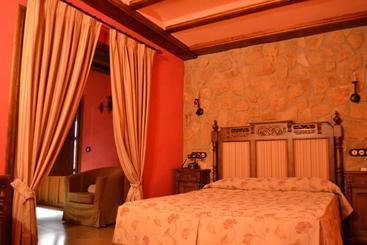 هتل Restaurante Prado Del Navazo