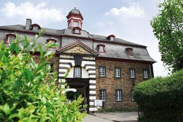 Schloss Hotel Burgbrohl