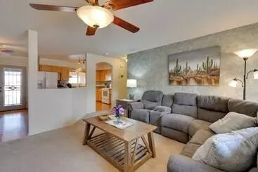 コテージ Idyllic Yuma Home W/ Mtn Views   Near Golfing