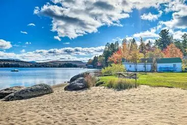 コテージ Lake Pleasant Cabin On 3 Acres W/ Private Beach!