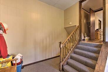 별장 Lakefront Ludington Retreat W/ Kayaks & Fire Pit!