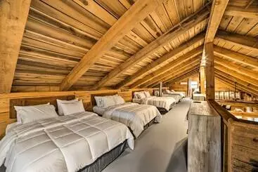 コテージ Modern Rustic Dukedom Cabin: 780 Acres W/ Trails!