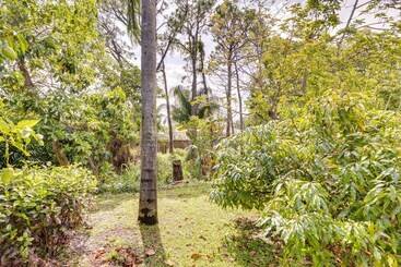 Dom wiejski Port St Lucie Home ~ 3 Mi To Botanical Gardens!