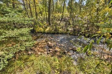 별장 Spacious Nathrop Home W/ Fire Pit & On Site Creek!