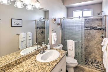 کلبه Sunny Bullhead City Gem: Off Roading Trails!