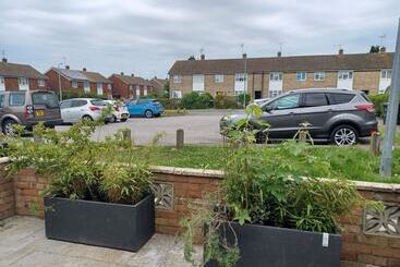 צימר Melo House Grove 46 Grove Road