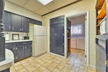 Mökkimajoitus Coastal Grand    Walk To Lake Michigan & Dtwn!