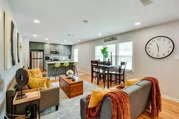 コテージ Delightful Tuskegee Home  Great For Families!