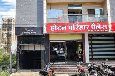 Fabhotel Parihar Palace