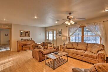 茅舍 Black Hills Home W/ Mickelson Trail Access!