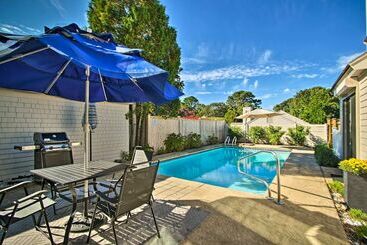 بيت ريفى 2 Mi To South Cape Beach State Park: Home W/ Yard!