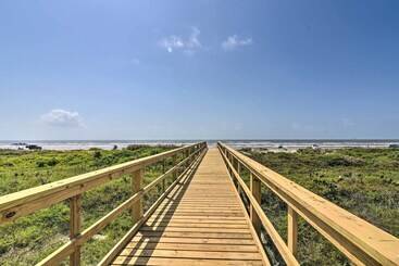 Hus på landet Steps To Sand: Oceanfront Surfside Beach Retreat