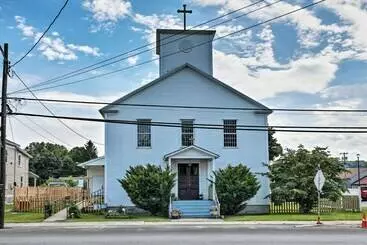 Hus på landet Spacious Pet Friendly Home   Near Dundee Wineries!
