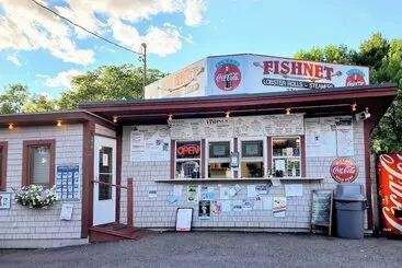 Hidden Gem Cottage  Near Blue Hill Peninsula