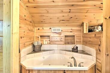 קוטג'' Smoky Mountain Log Cabin Close To Rafting!