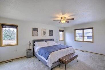 بيت ريفى Sister Bay Home W/ Yard   Walk To Beach