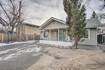 Cabane Walkable Neighborhood: Family Home In Wheat Ridge