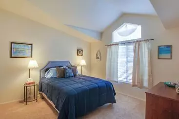 コテージ Clearlake Oaks Home W/ Game Room, Dock & Deck
