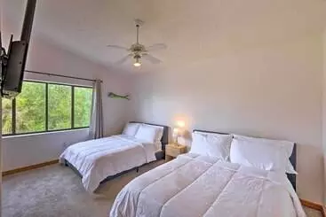 Mökkimajoitus Lovely Palm Coast Retreat W/ Outdoor Kitchen