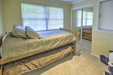 بيت ريفى Private Plymouth Hideaway   13 Miles To Ann Arbor!