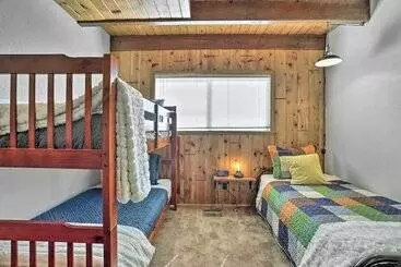 コテージ Spacious Family Cabin < 1 Mi To Lake Gregory!