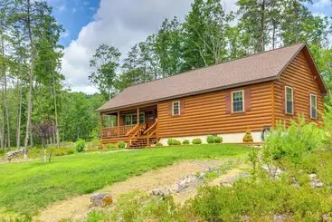 コテージ Upscale Cabin W/ Hot Tub & Deck In Wardensville!
