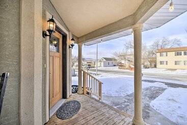 کلبه Charming Cody Home, Walk To Downtown!